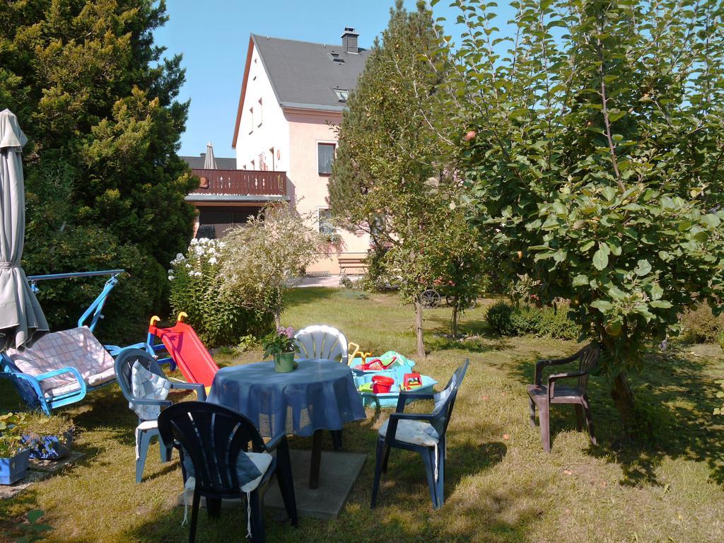 Familien-Ferienwohnung Haustein Konigswalde Zewnętrze zdjęcie