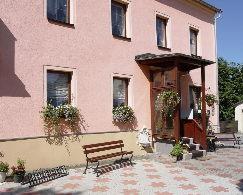 Familien-Ferienwohnung Haustein Konigswalde Zewnętrze zdjęcie